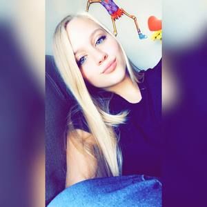 Meet your Posher, Candace